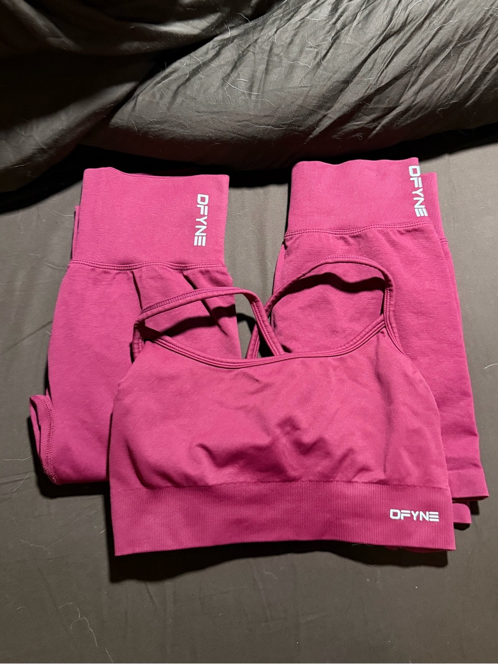 Dfyne Dynamic Berry Sports Bra, Shorts, and Leggings Set